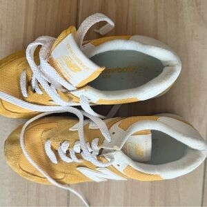 Size 6 women, new balance, cotton, and suede shoes